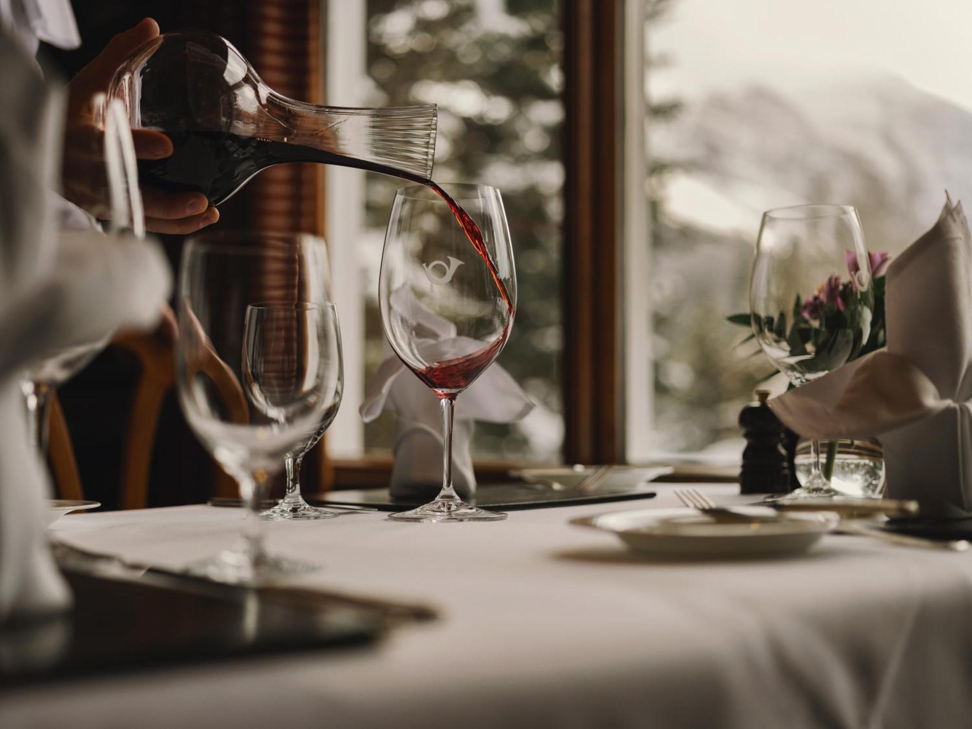 Post Hotel & Spa Лейк-Луиз Экстерьер фото